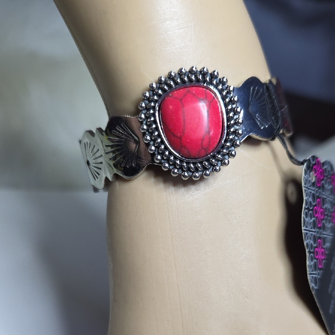 Paparazzi Silver Bracelet With Marble Red Stone